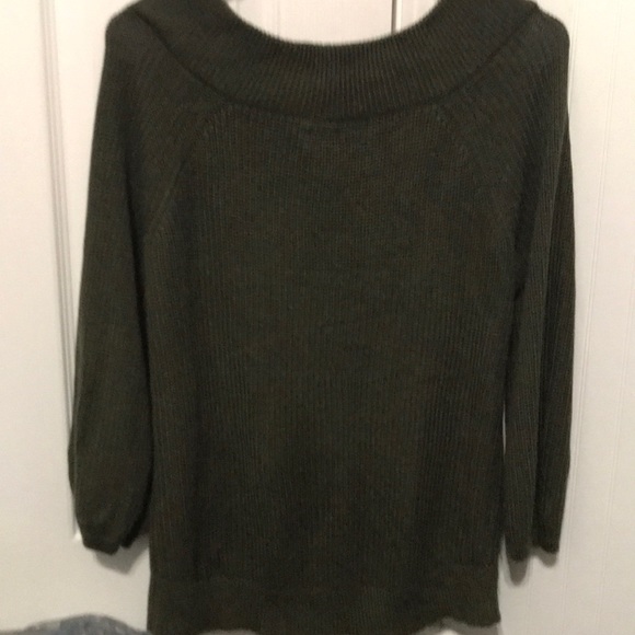 NY&C olive green sweater top - Picture 4 of 4